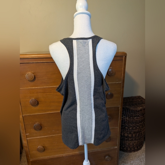 Wisconsin Badgers WI STATE tank top women's large - Picture 3 of 7